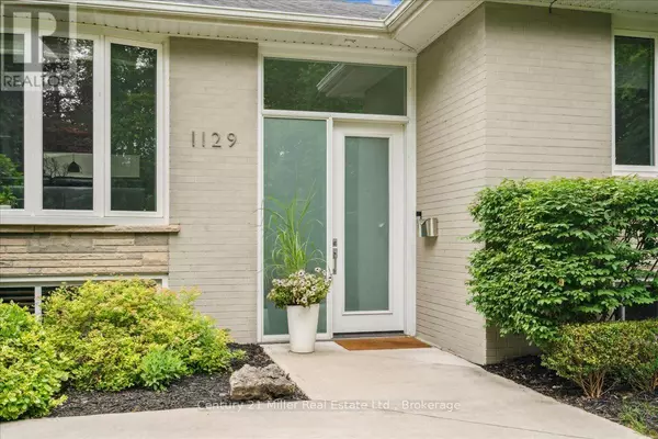 Oakville (wo West), ON L6L2S1,1129 SHAW STREET