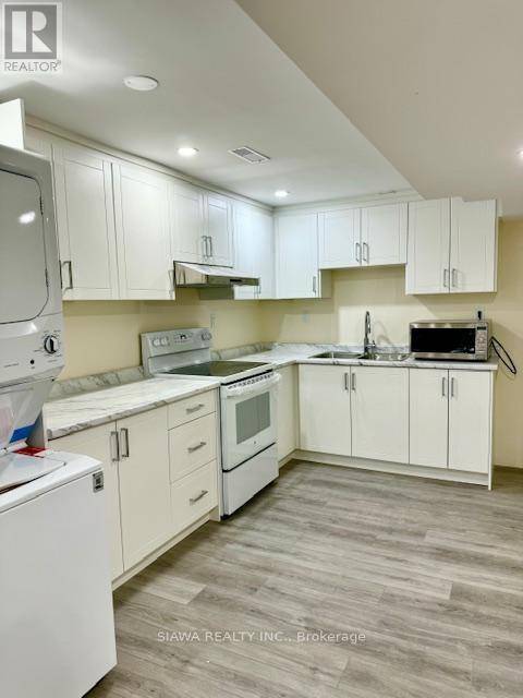 960 WINTERTON WAY, Mississauga (east Credit), ON L5V1M6