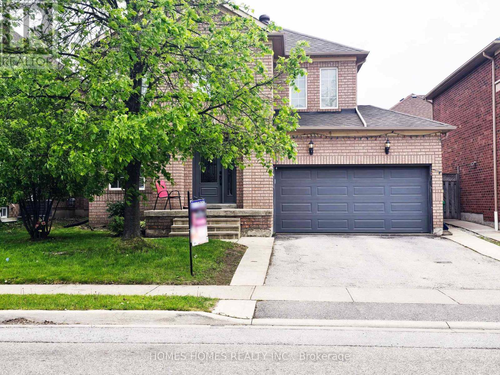 6 GRASSHOPPER WAY, Brampton (sandringham-wellington), ON L6R2E4