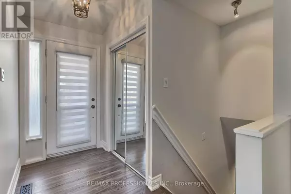 Oakville (fd Ford), ON L6J5K8,425 CANTERBURY CRESCENT