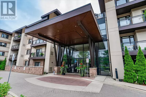 Oakville (co Central), ON L6K0H7,128 Garden DR #119