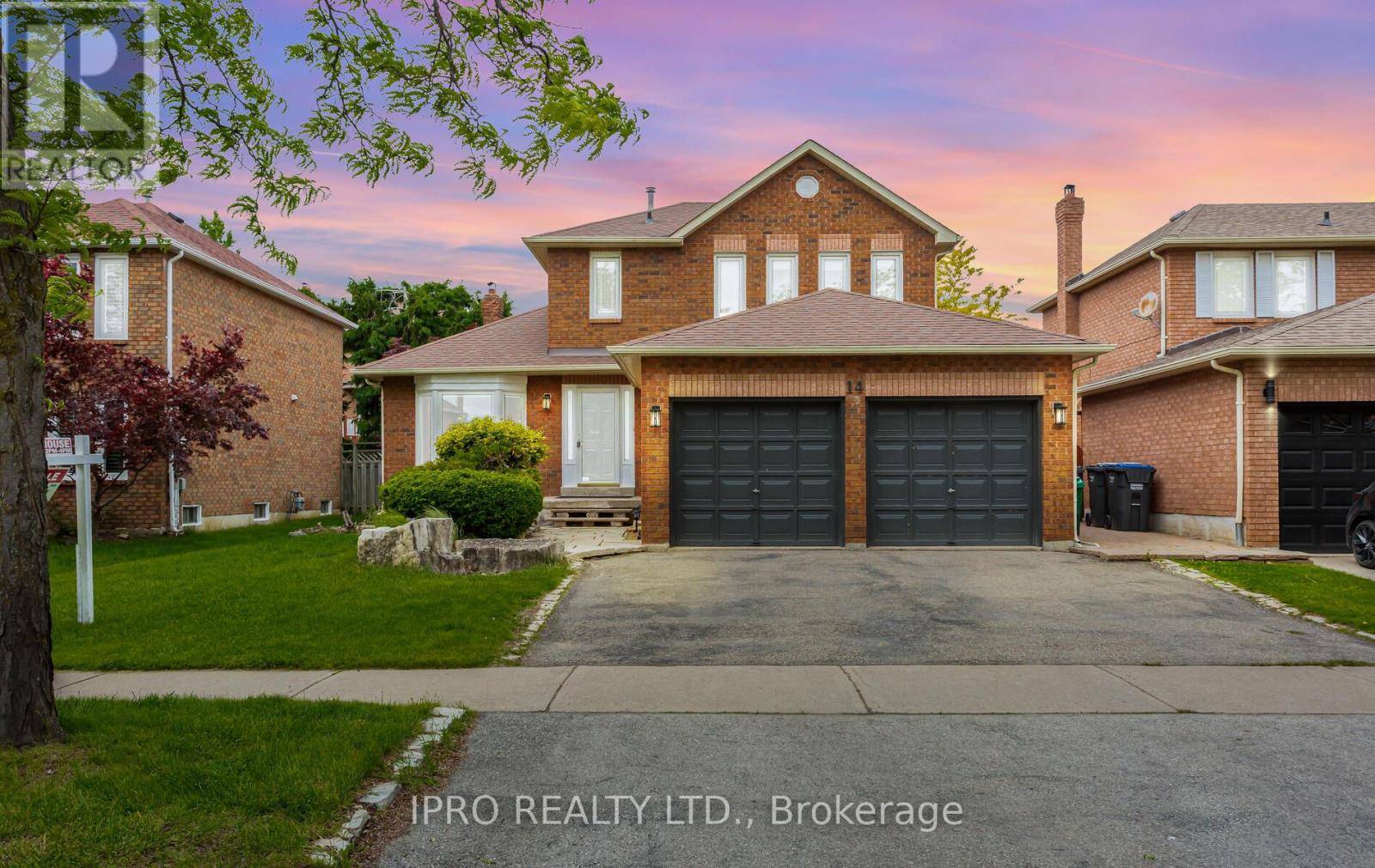 14 BURT DRIVE, Brampton (northwood Park), ON L6X3H6