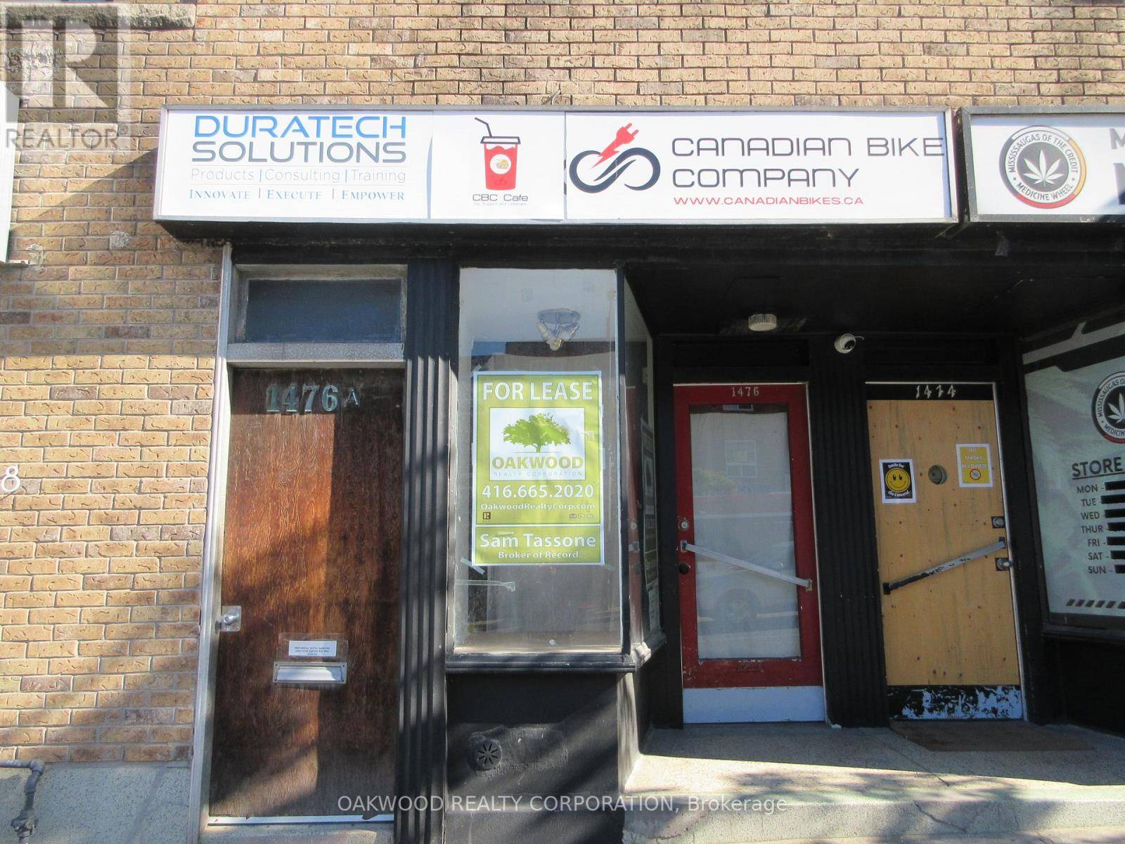Toronto (briar Hill-belgravia), ON M6E2G5,1476 EGLINTON AVENUE W