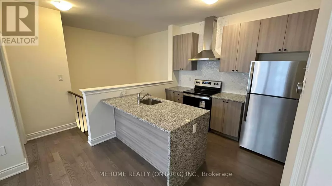 COACH HOUSE - 3346 MILLICENT AVENUE, Oakville (go Glenorchy), ON L6H0Z6