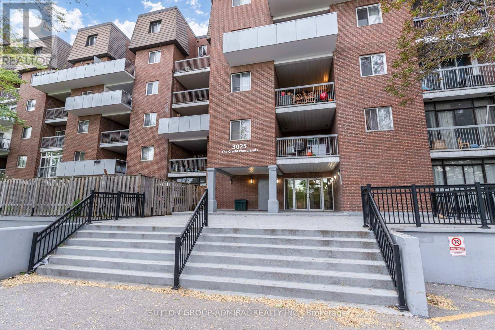 Mississauga (erindale), ON L5C2V3,3025 The Credit Woodlands #149