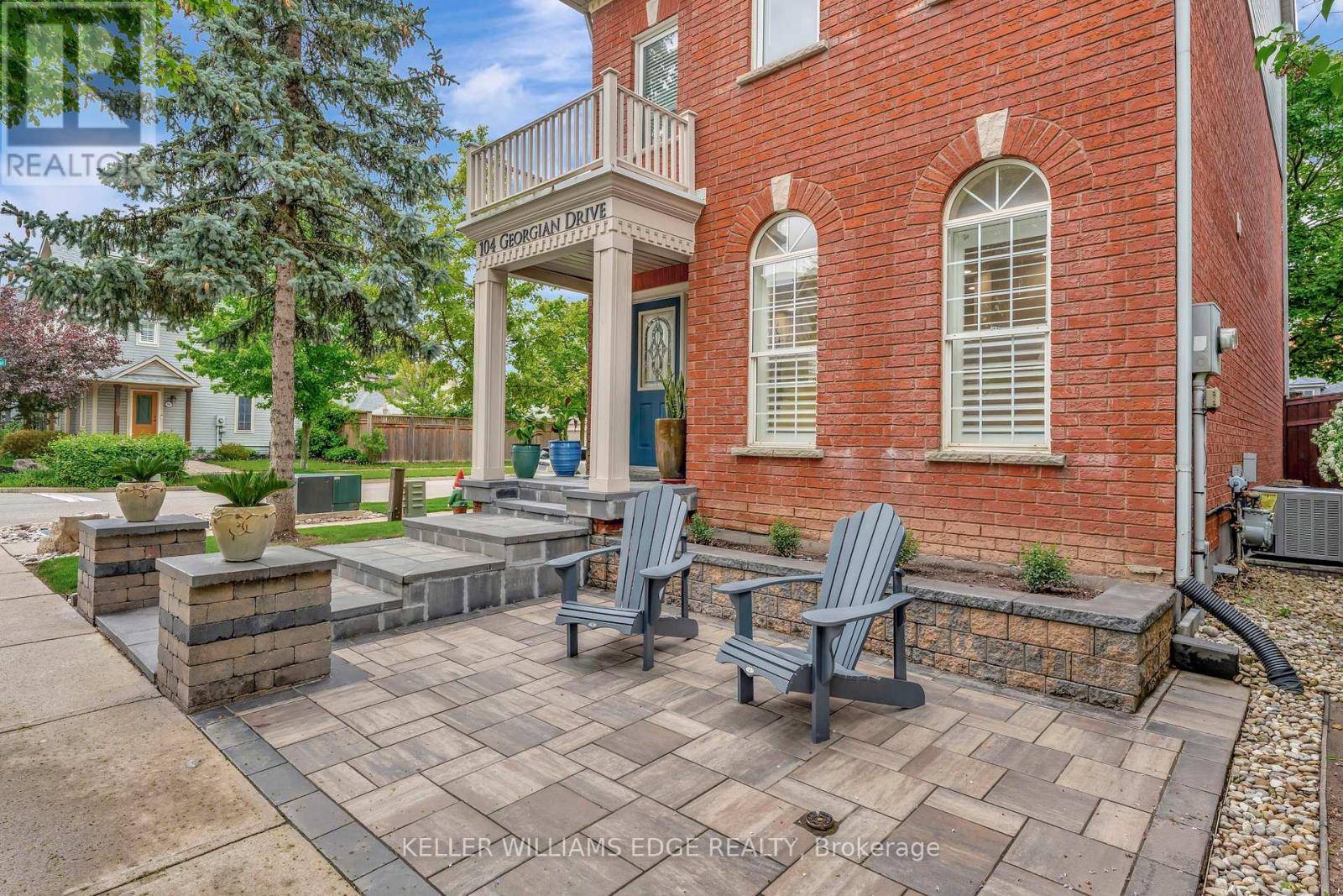 Oakville (ro River Oaks), ON L6H6V1,104 GEORGIAN DRIVE