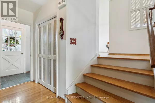 Brampton (brampton East), ON L6W2S3,25 MELVILLE CRESCENT