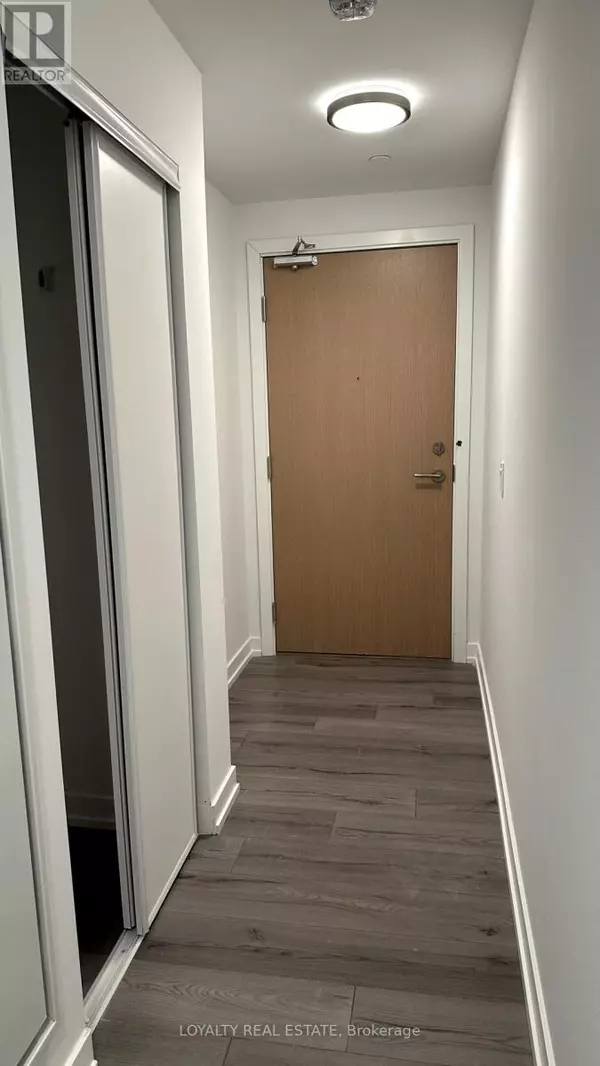 Toronto (islington-city Centre West), ON M8Z1R7,1195 The Queensway #710