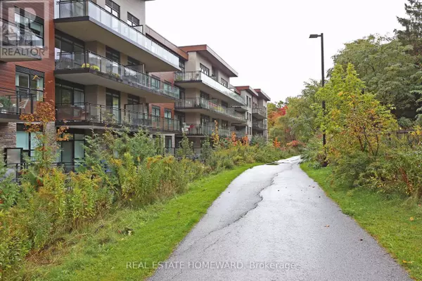 Mississauga (clarkson), ON L5J0B1,1575 Lakeshore RD West #108