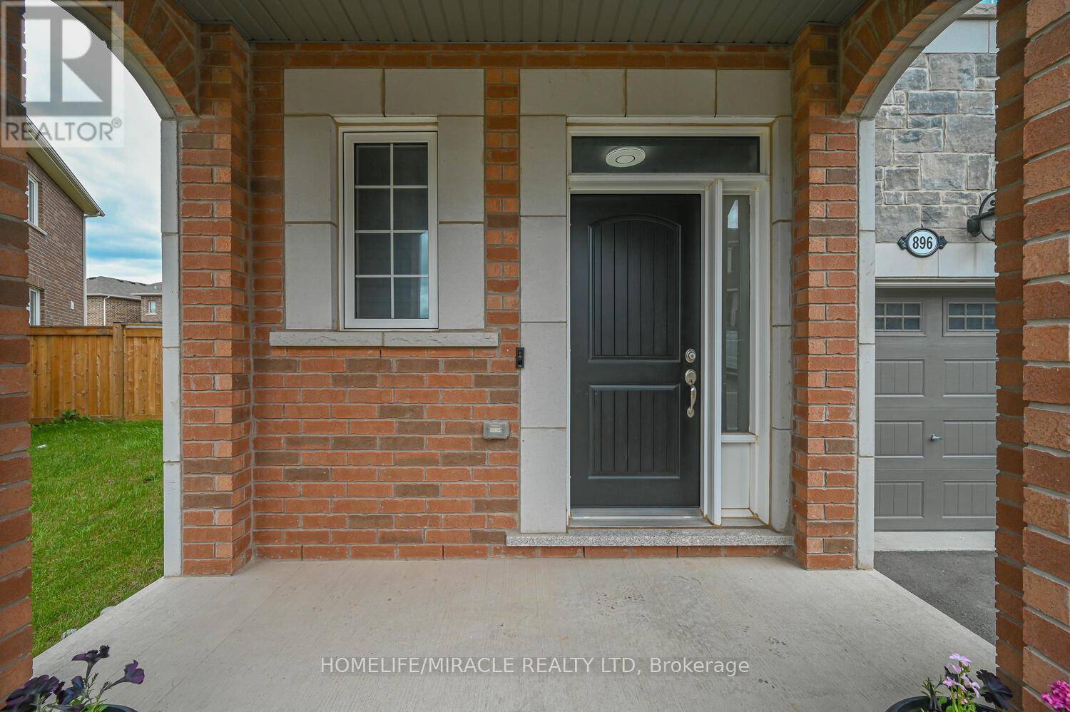Milton (cb Cobban), ON L9E1R7,896 SUMAC CRESCENT
