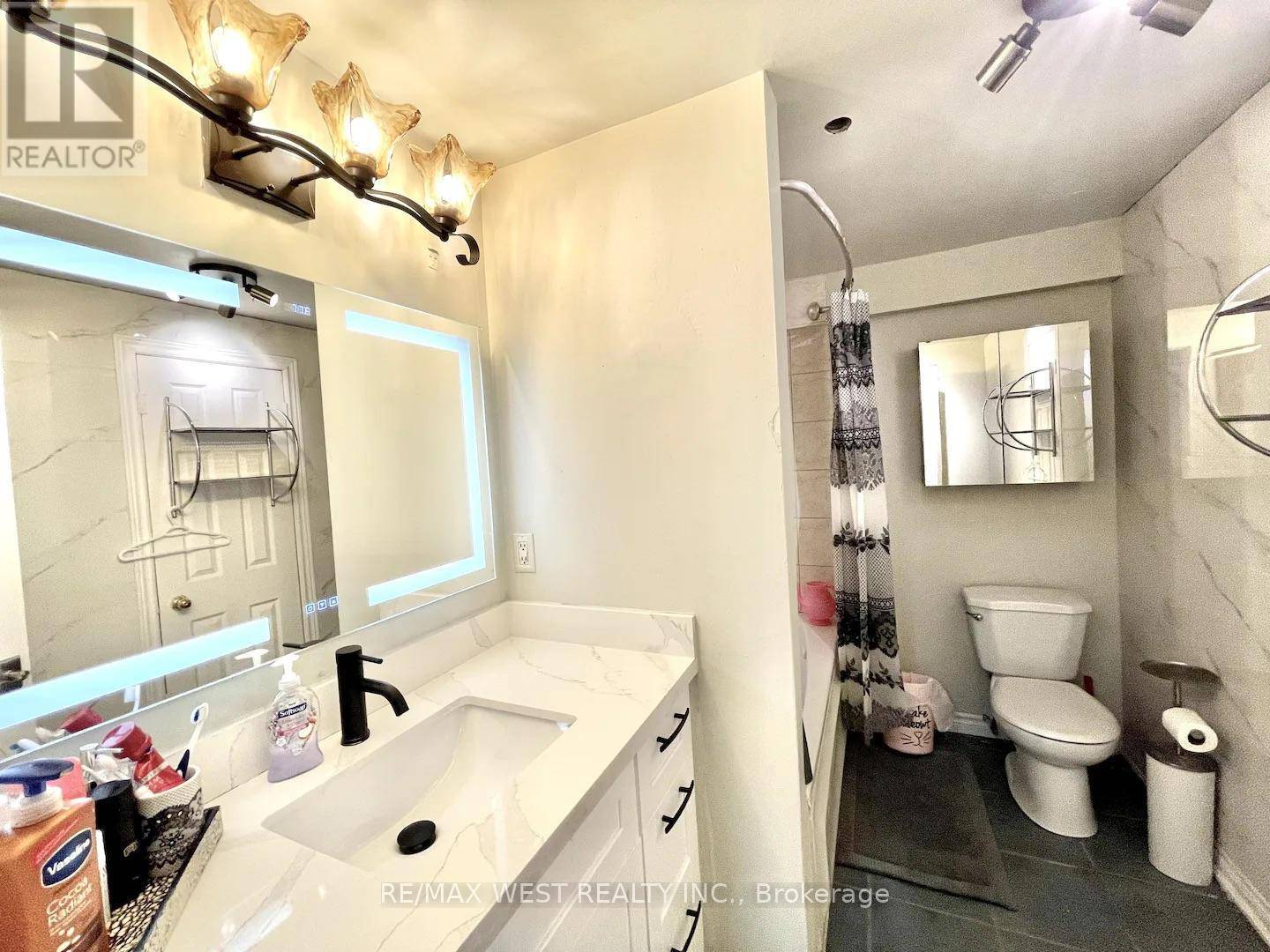 Mississauga (churchill Meadows), ON L5M6V7,5795 Tenth Line West #LOWER