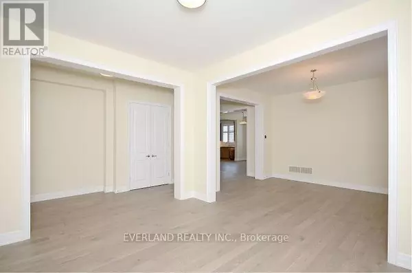Oakville (go Glenorchy), ON L6M5K2,3276 DONALD MACKAY STREET
