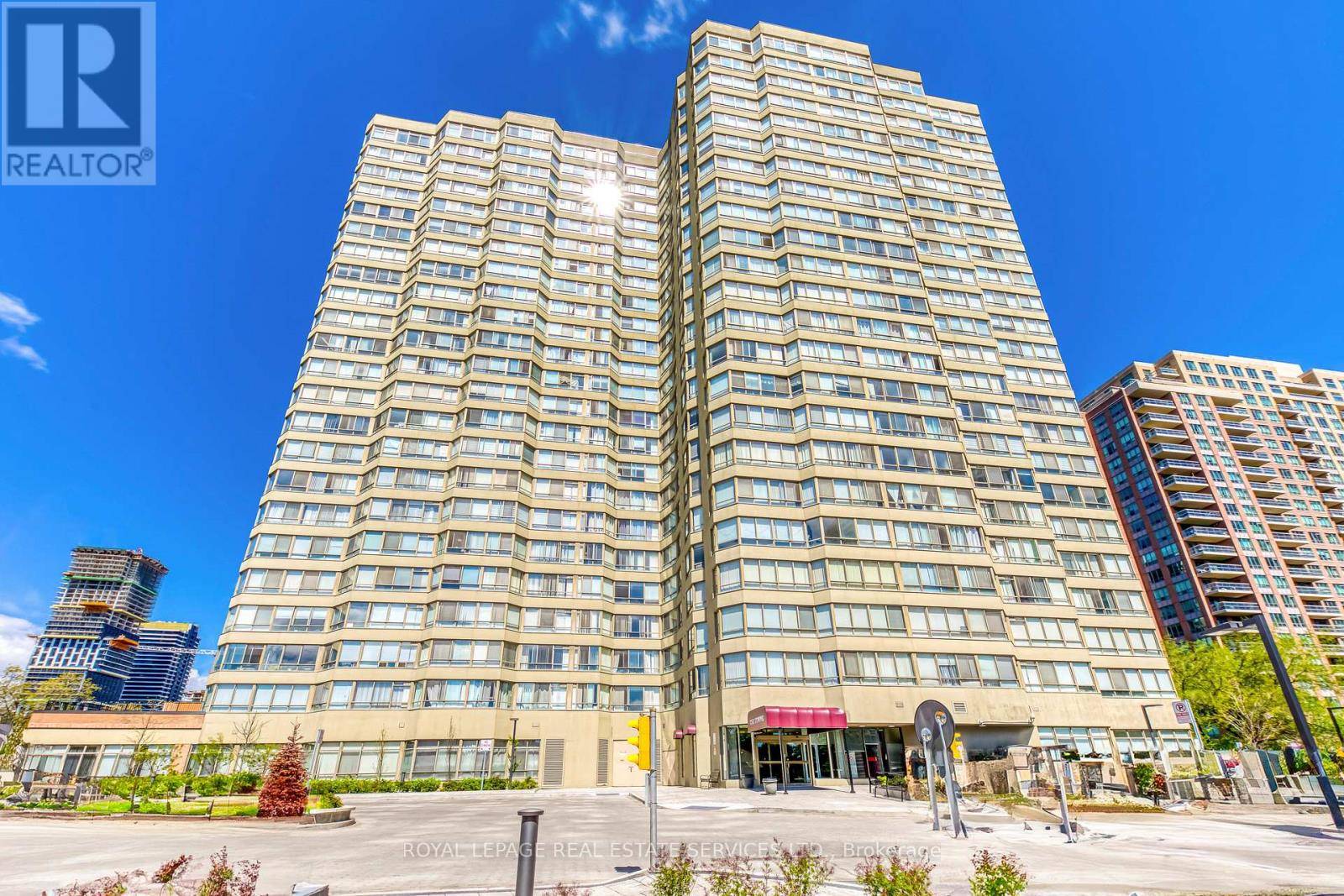 Mississauga (city Centre), ON L5B3J4,3605 Kariya DR #2111