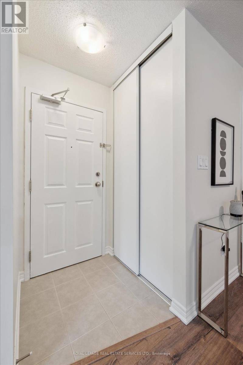 Oakville (ga Glen Abbey), ON L6M3H1,1514 Pilgrims WAY #532