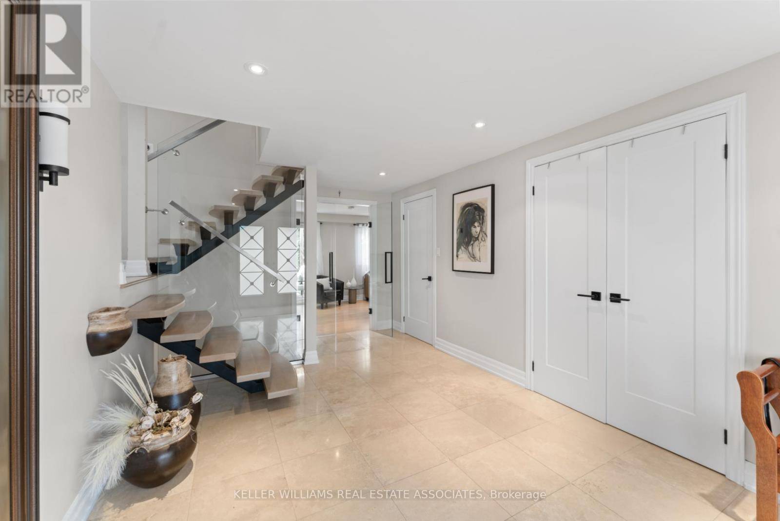 Mississauga (mississauga Valleys), ON L5A3C1,3282 CHARMAINE HEIGHTS