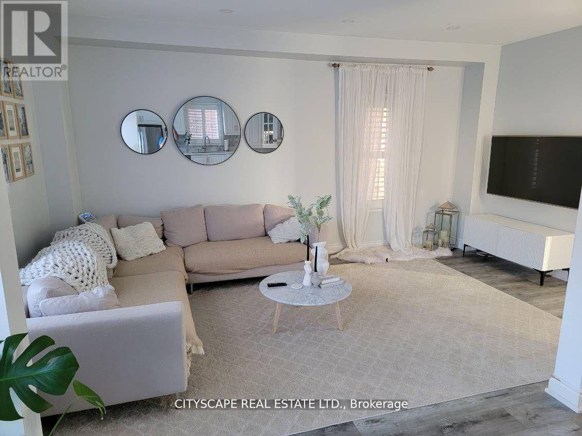 Mississauga (lisgar), ON L5N8E7,3225 BRUZAN CRESCENT