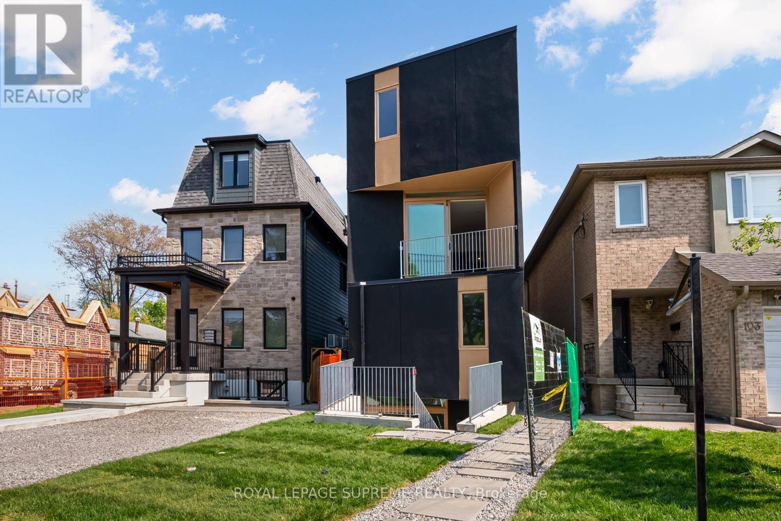 101 Bernice CRES #2, Toronto (rockcliffe-smythe), ON M6N1W7
