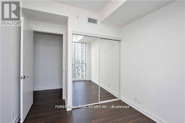 Toronto (mimico), ON M8Y3H8,10 Park Lawn RD #3101