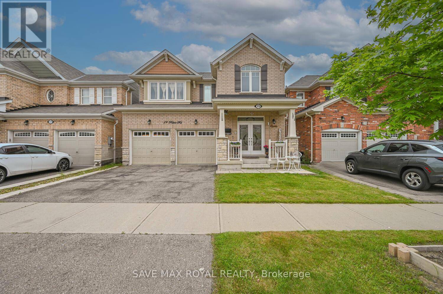 19 POLSTAR ROAD, Brampton (northwest Brampton), ON L7A4H1