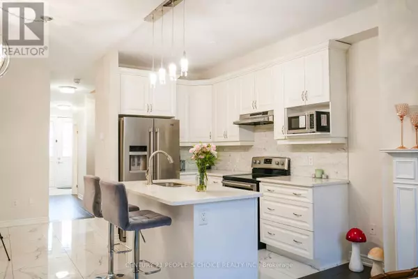 Brampton (northwest Brampton), ON L7A4M6,4 KEMPSFORD CRESCENT