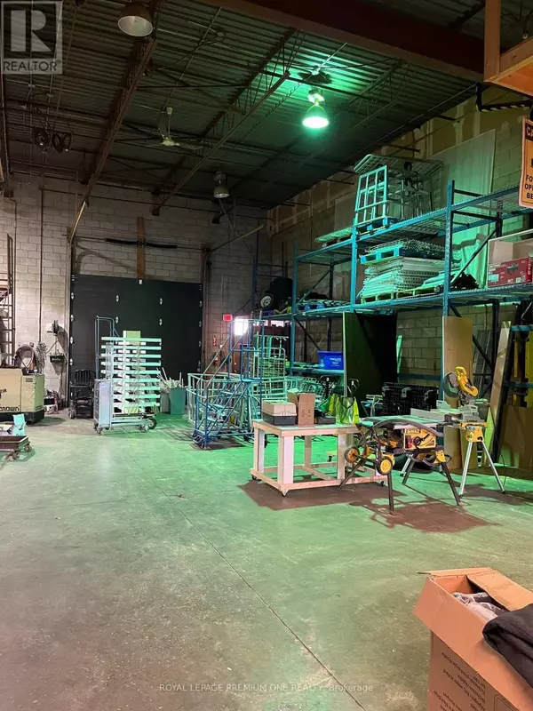 Brampton (bramalea South Industrial), ON L6T5H2,83 Nuggett CT #8