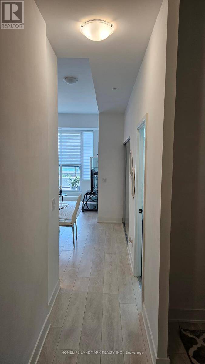 Oakville (ro River Oaks), ON L6H3R9,2489 Taunton RD #357