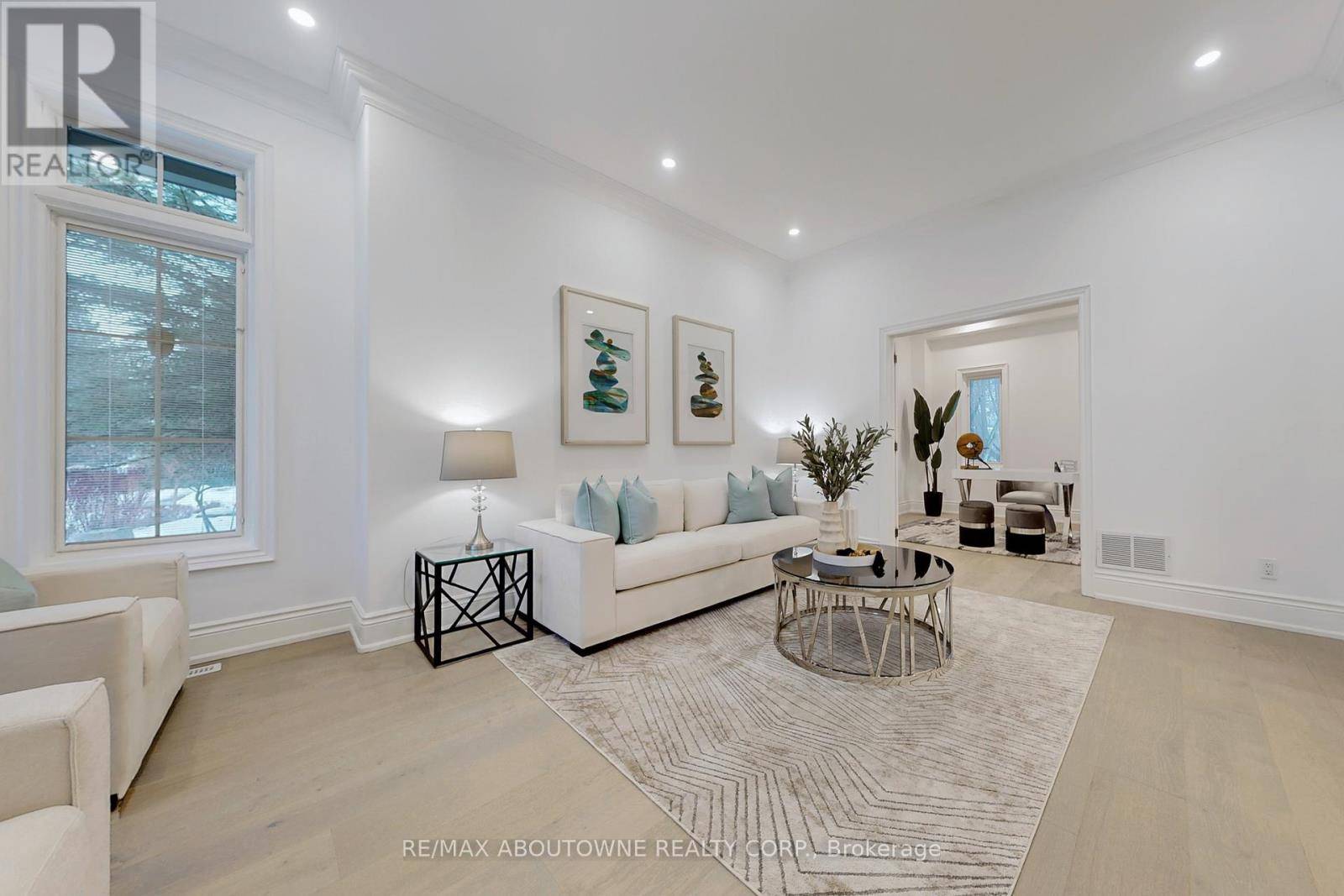 Oakville (fd Ford), ON L6J7W6,116 PARKWOOD COURT