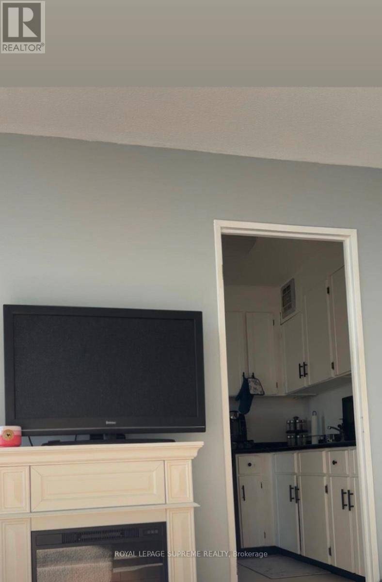 Toronto (keelesdale-eglinton West), ON M6M5A6,541 Blackthorn AVE #1514