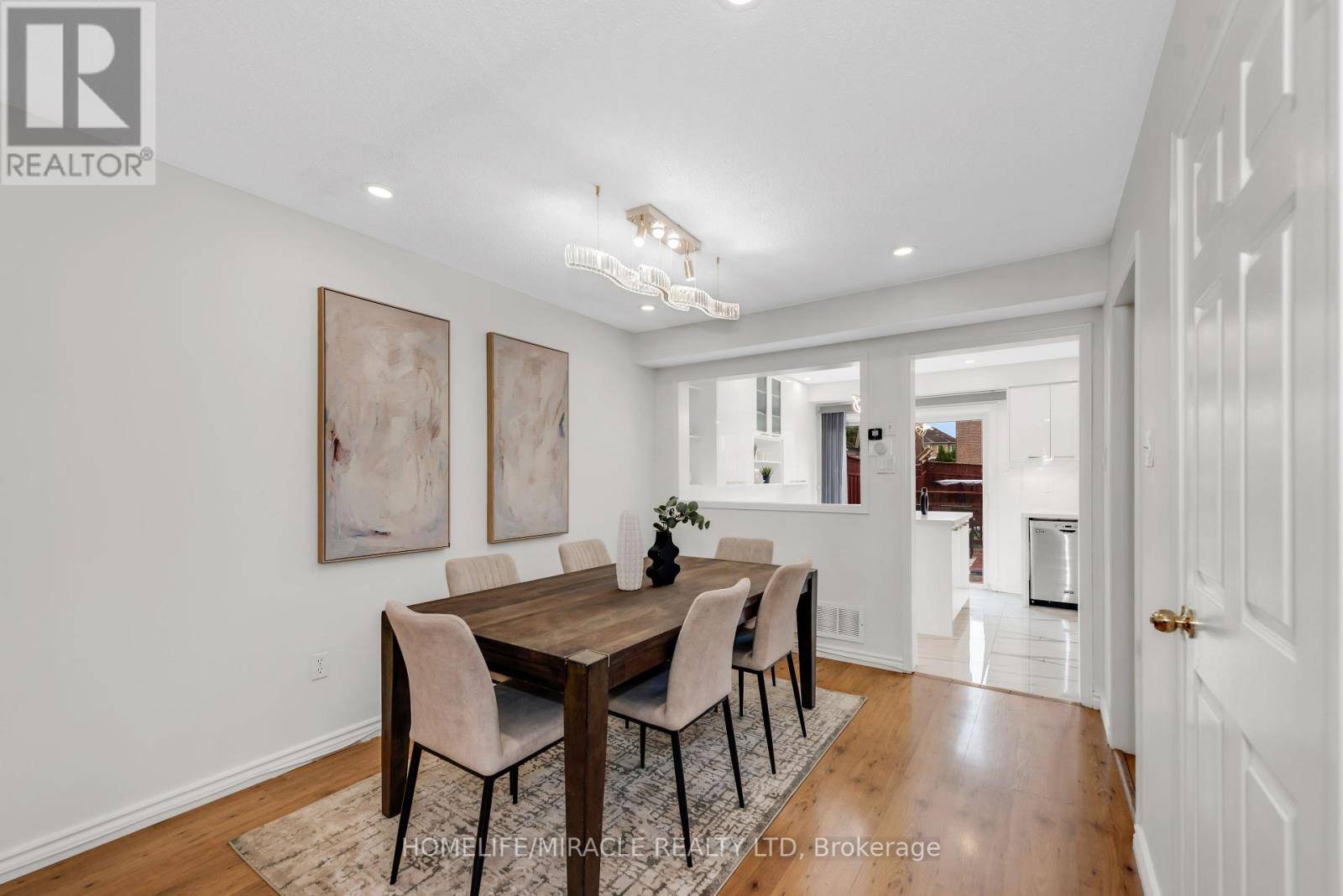 Brampton (fletcher's West), ON L6Y4Y6,68 CARRIE CRESCENT