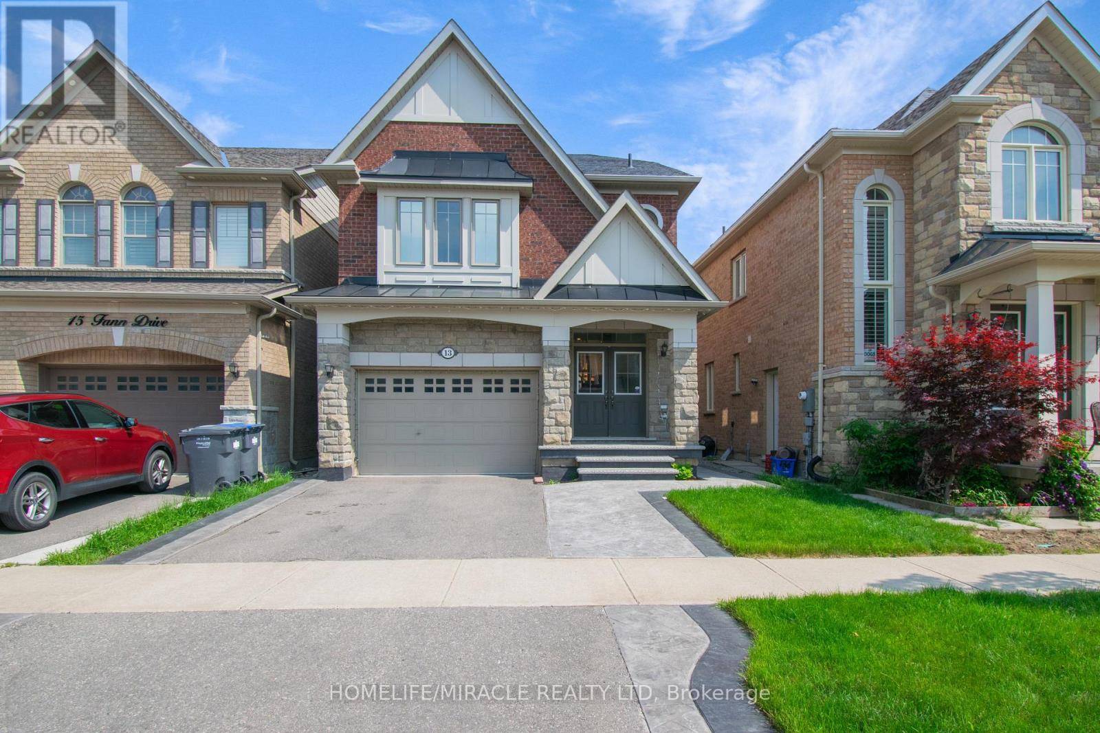 Brampton (northwest Brampton), ON L7A4L4,13 FANN DRIVE
