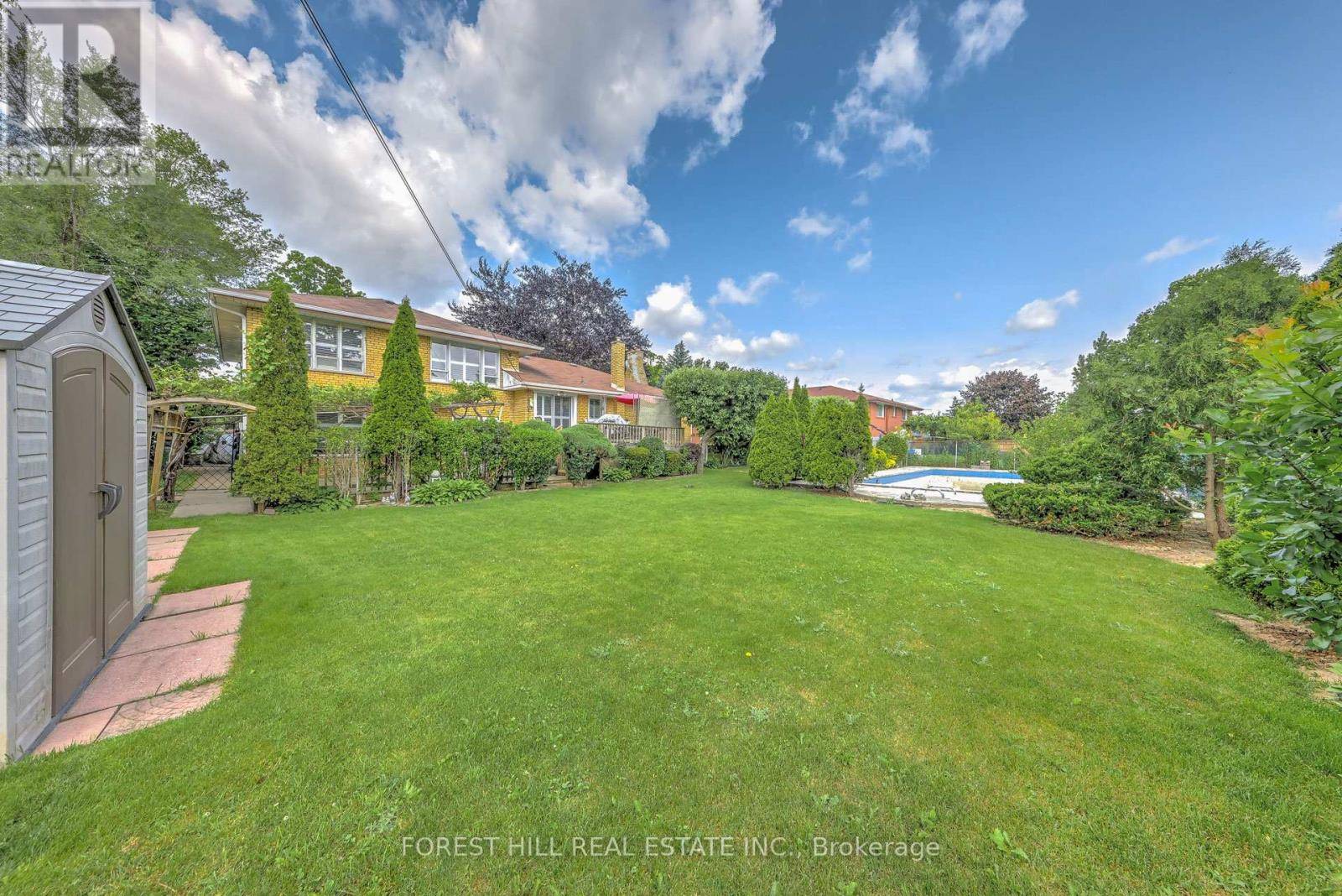 89 PORTAGE AVENUE, Toronto (humberlea-pelmo Park), ON M9N3H2