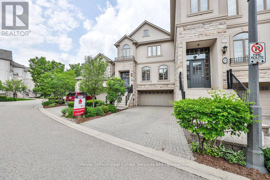 Oakville (ro River Oaks), ON L6H7P5,2400 Neyagawa BLVD #34