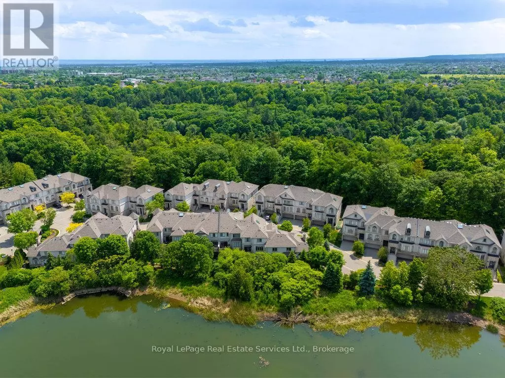 Oakville (ro River Oaks), ON L6H7P5,2400 Neyagawa BLVD #34