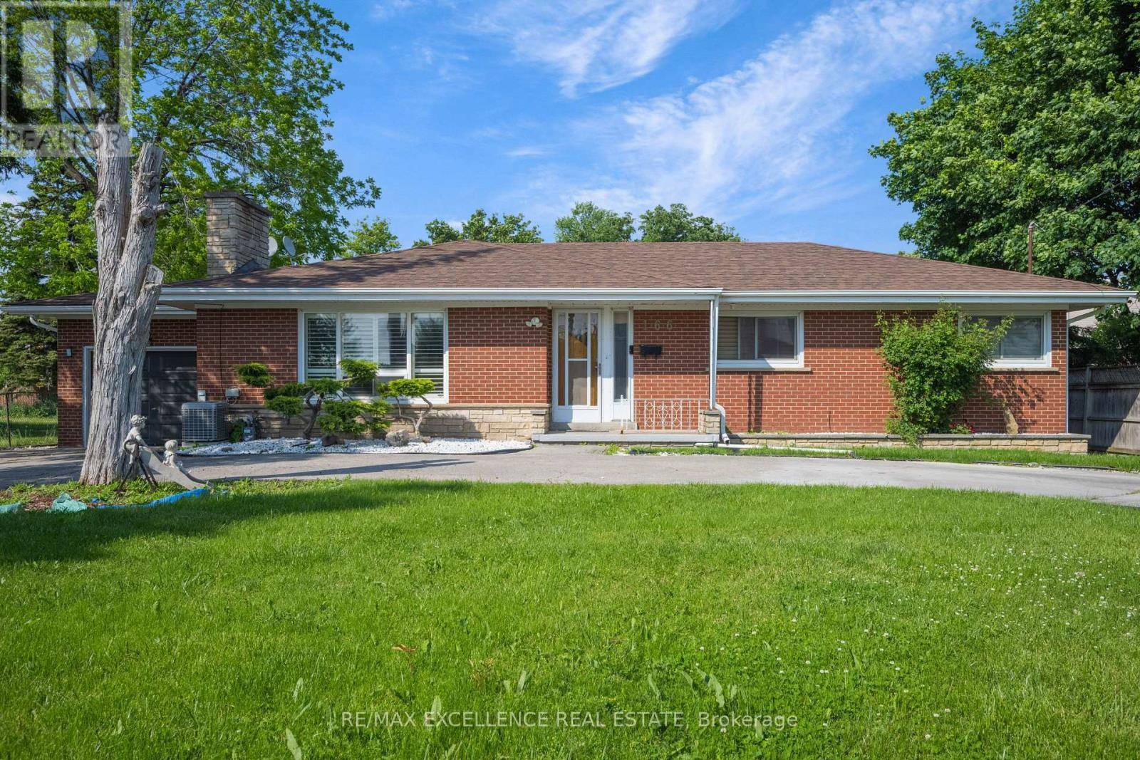 Brampton (brampton South), ON L6Y3A4,166 MCLAUGHLIN ROAD S