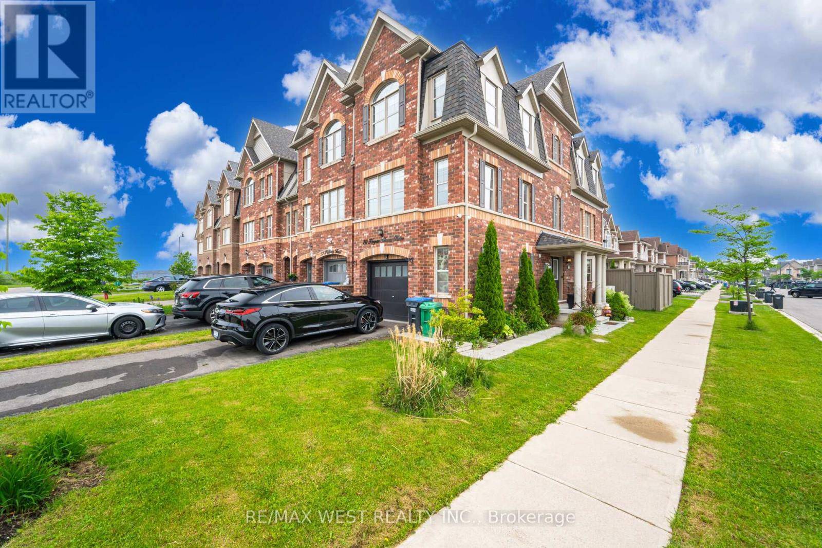 70 HOGAN MANOR DRIVE, Brampton (northwest Brampton), ON L7A4V3
