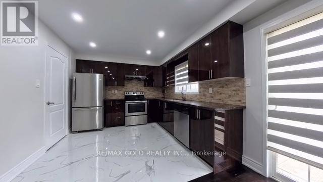 Brampton (bram East), ON L6P1R9,16 SESTINA COURT