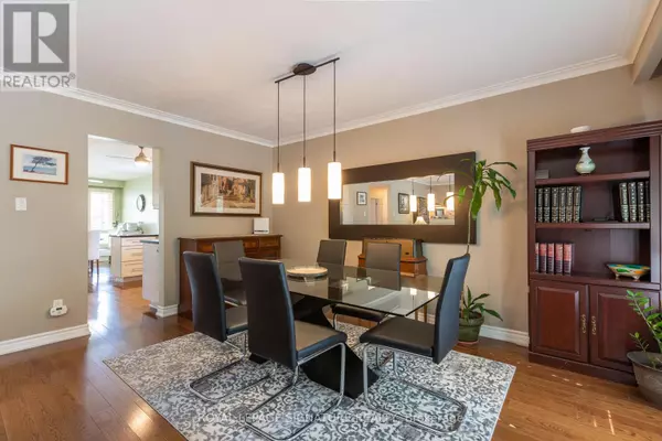 Toronto (eringate-centennial-west Deane), ON M9C3J8,31 NORBERT CRESCENT
