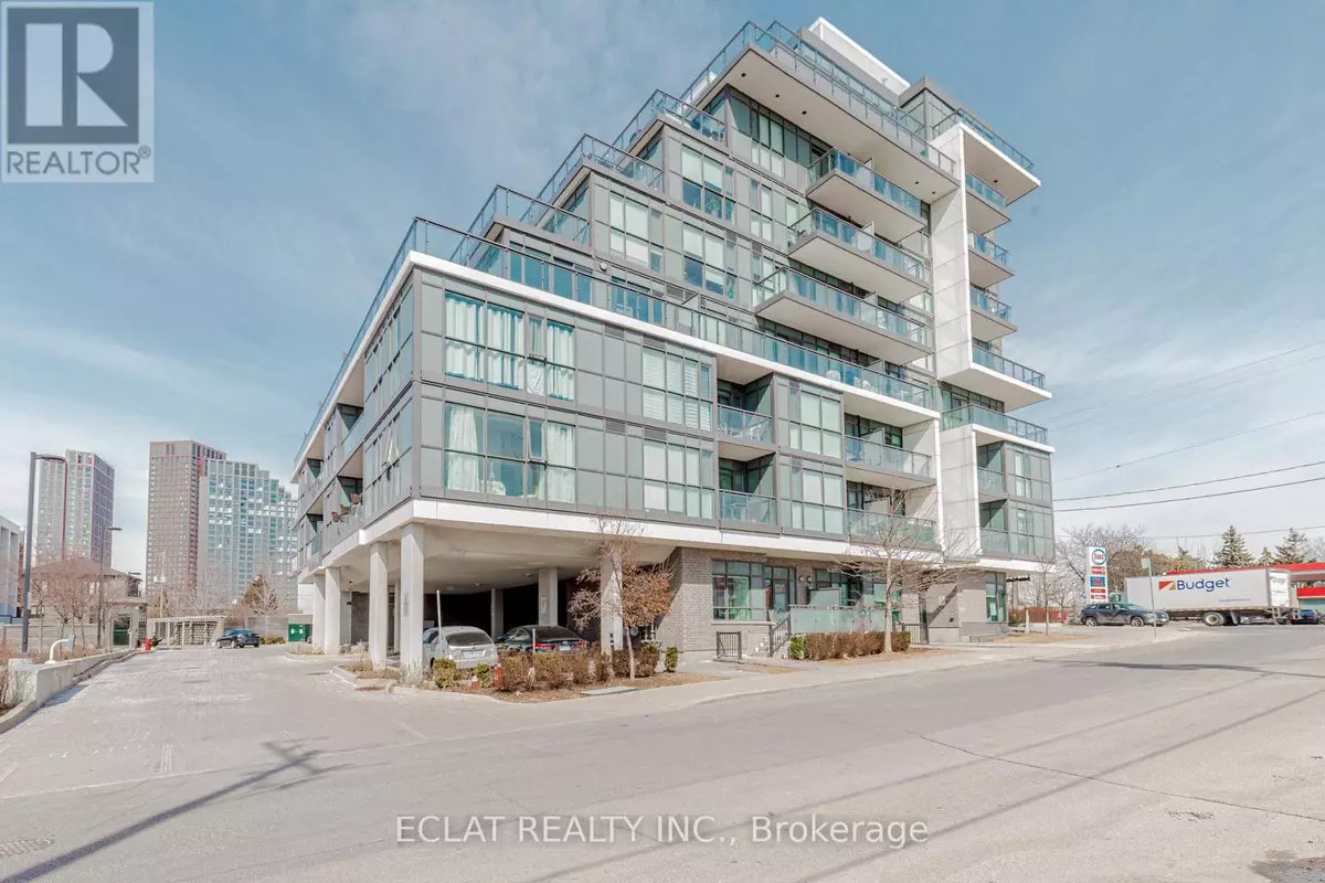 Toronto (yorkdale-glen Park), ON M6A1S5,16 McAdam AVE #803