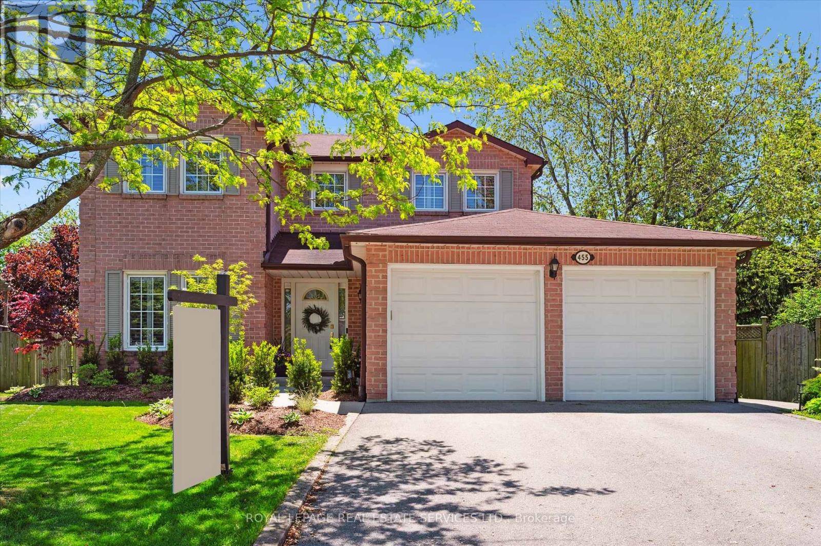 Oakville (cp College Park), ON L6H4J9,455 PARKLANE ROAD