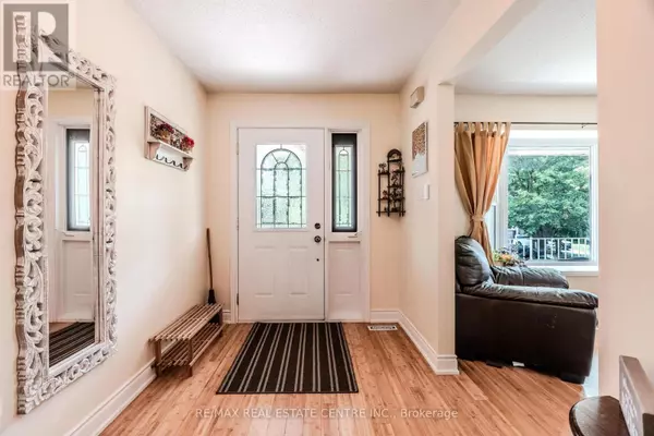 Halton Hills (georgetown), ON L7G4W3,22 HILLSIDE DRIVE