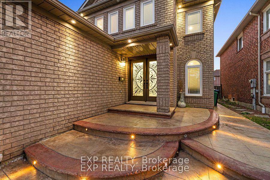 Mississauga (east Credit), ON L5V2B8,5122 TIMBER MILL COURT