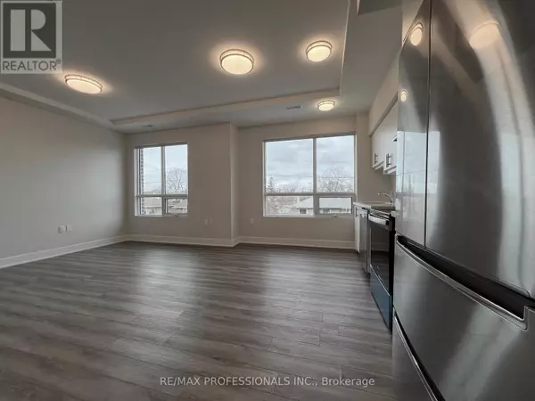 Toronto (eringate-centennial-west Deane), ON M9C3W1,62 Dixfield DR #127
