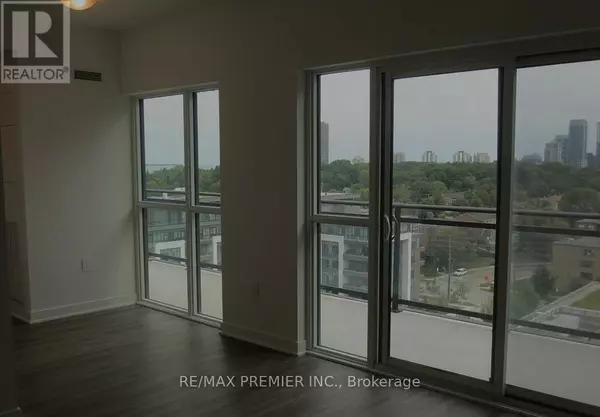 Toronto (stonegate-queensway), ON M8Y0C3,25 Neighbourhood LN #1011