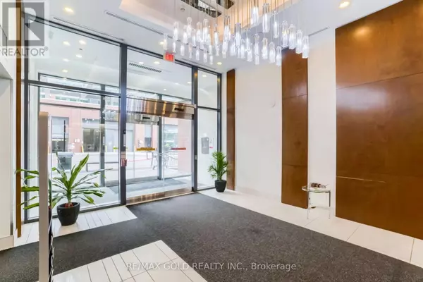 Toronto (mimico), ON M8V0C2,2212 Lakeshore BLVD #3308