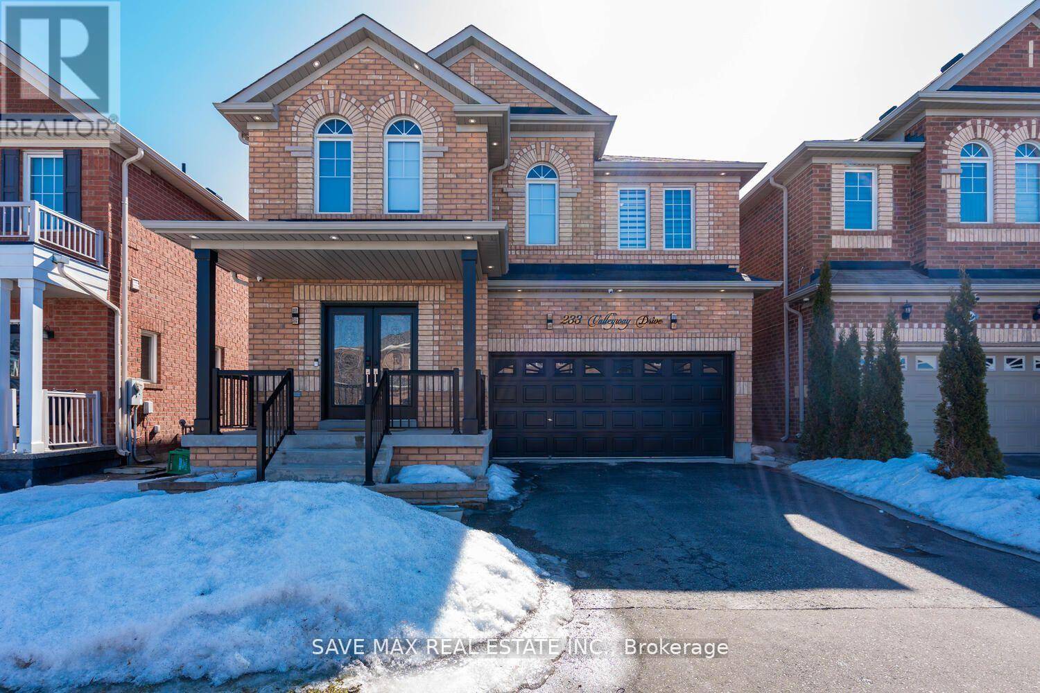 Brampton (credit Valley), ON L6X0N9,233 VALLEYWAY DRIVE