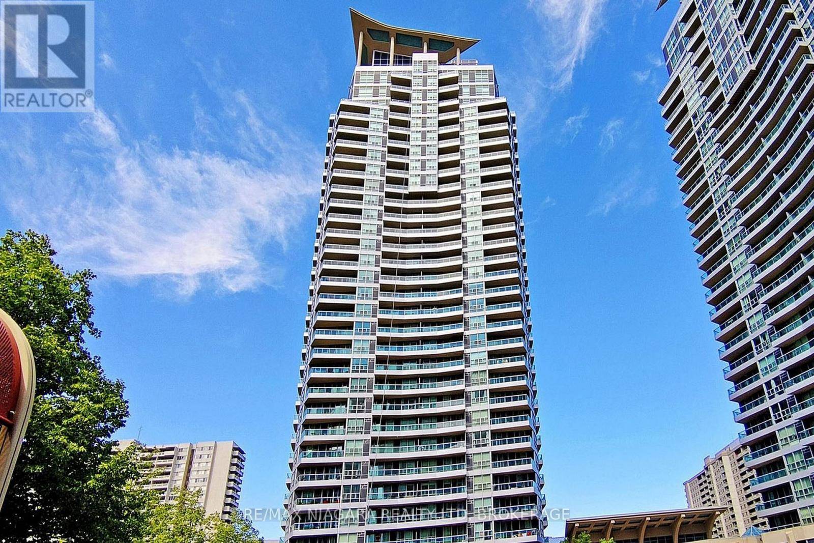 Mississauga (city Centre), ON L5B4M1,1 Elm DR #807