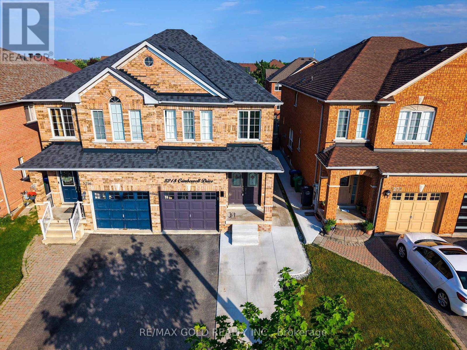 Mississauga (churchill Meadows), ON L5M6S8,3218 CAMBERWELL DRIVE