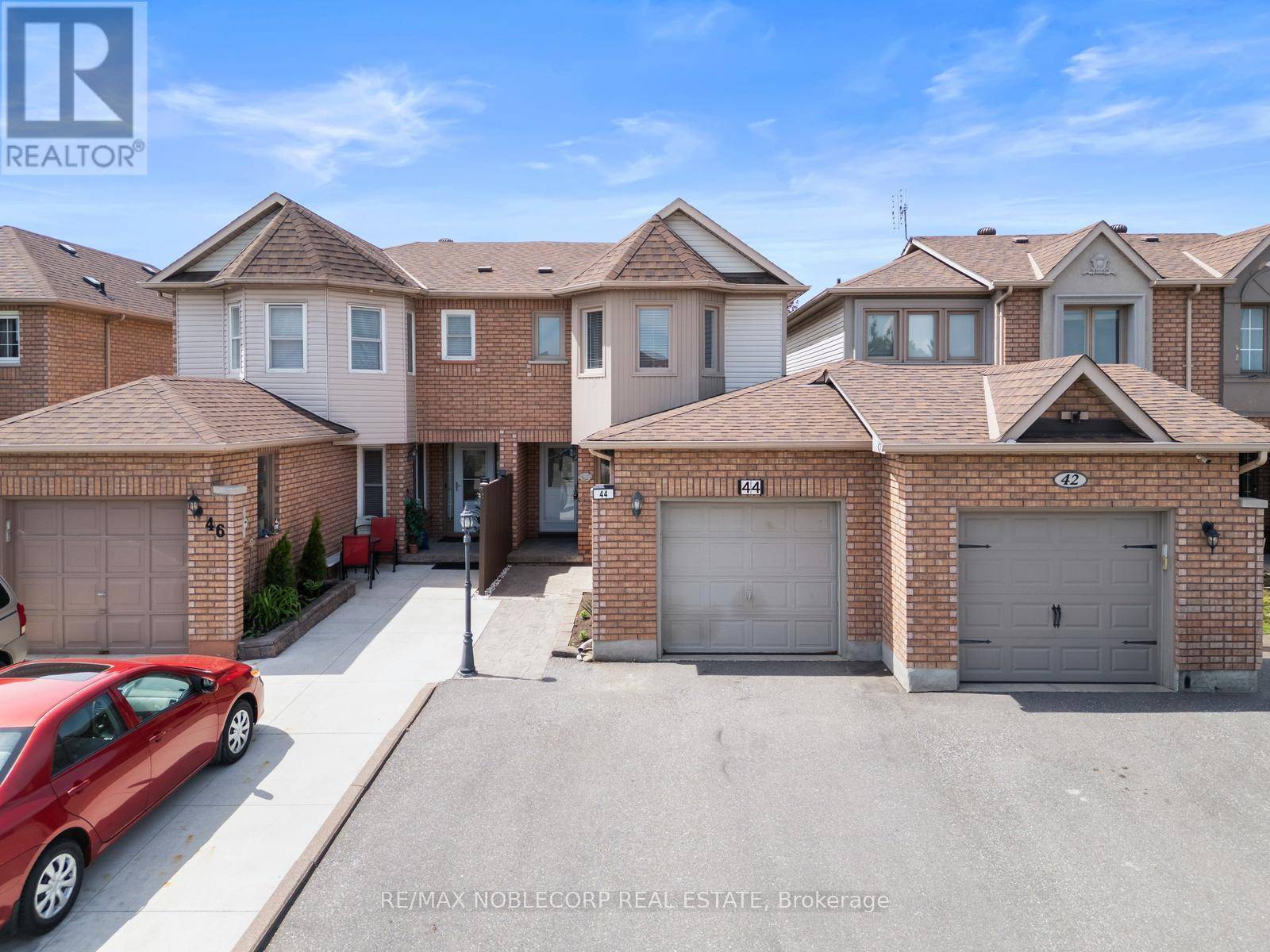 44 HANTON CRESCENT, Caledon (bolton East), ON L7E1W1