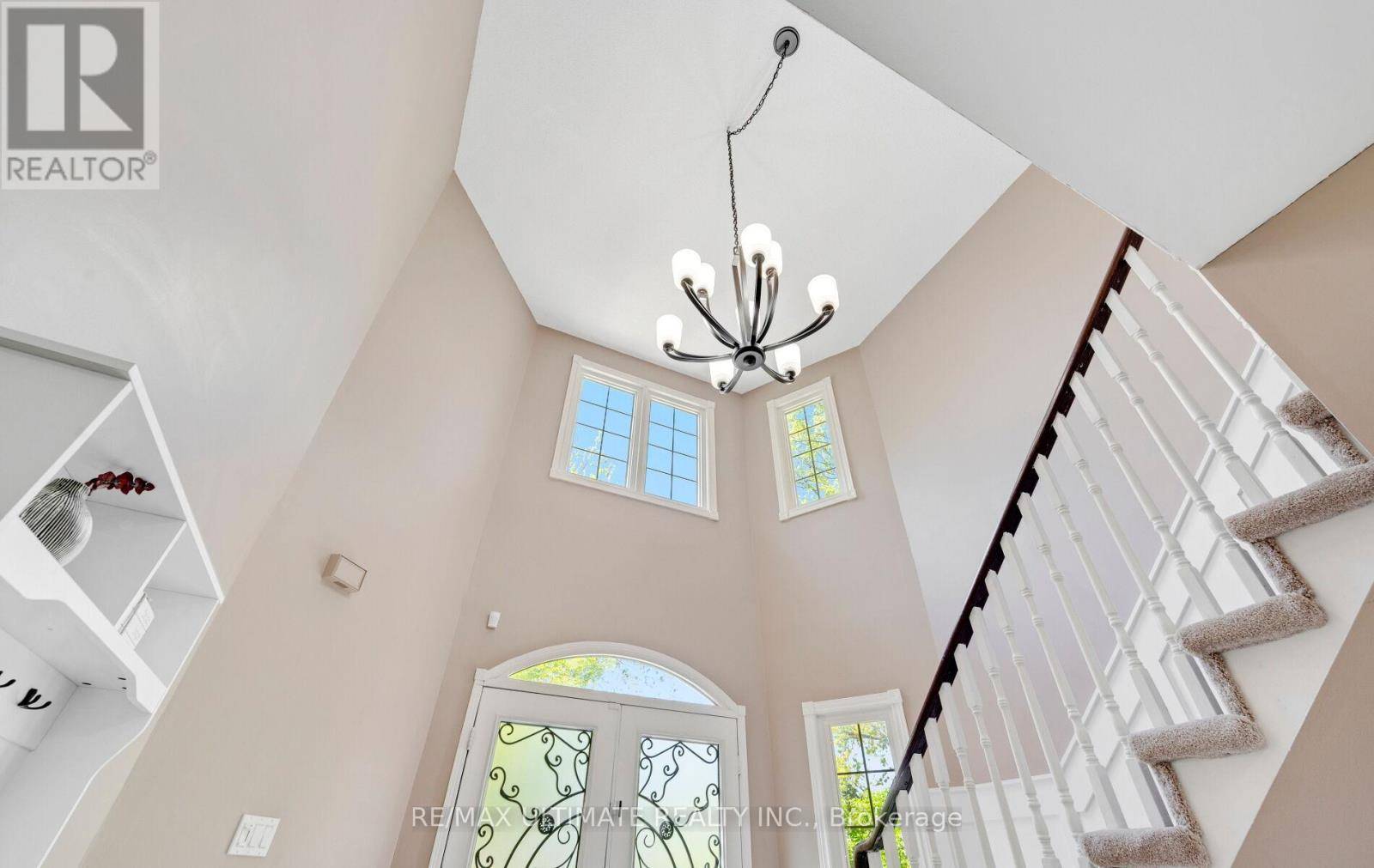 Oakville (ro River Oaks), ON L6H4E8,2087 MAYFLOWER BOULEVARD