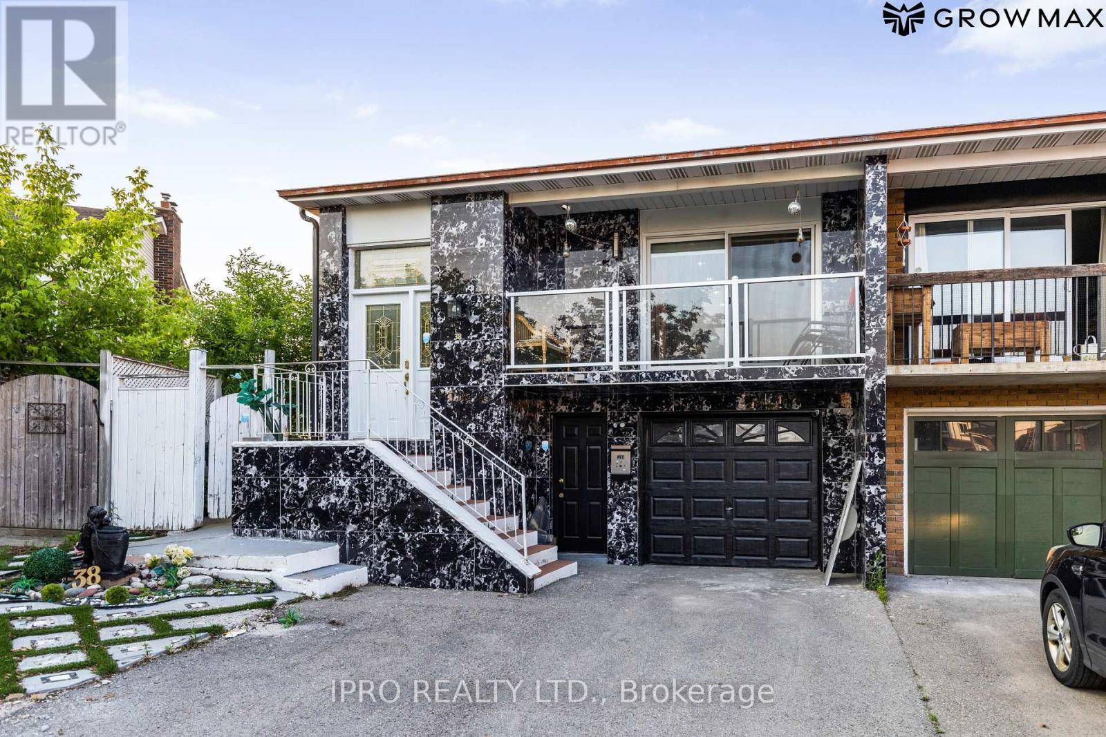 Brampton (brampton North), ON L6V3N3,38 ELDERWOOD PLACE